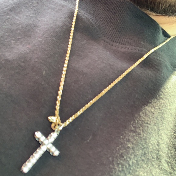 VVs diamond cross tested at reeds jewelers - Picture 3 of 3